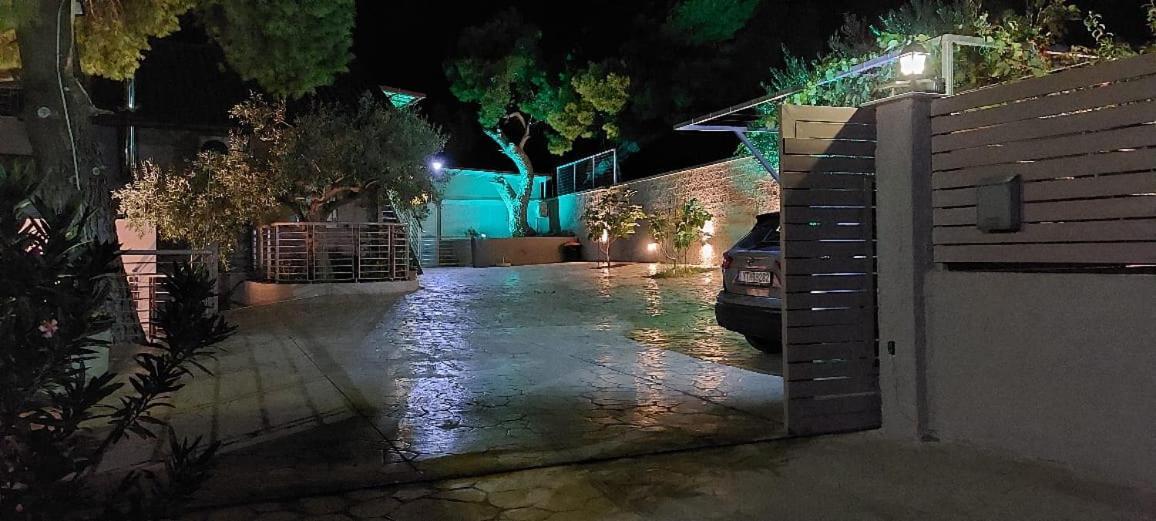 Guesthouse Aggelos Porto Germeno Eksteriør billede